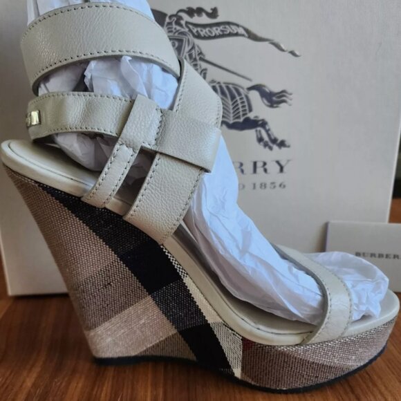 Burberry Brit Check White Leather Goldfinch Wedge Women's Sandals - Picture 1 of 15